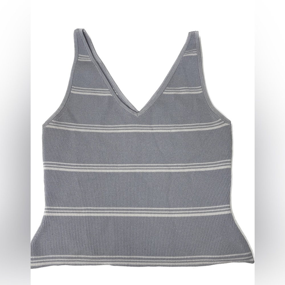 Babaton Women's Double V Tank Sweater